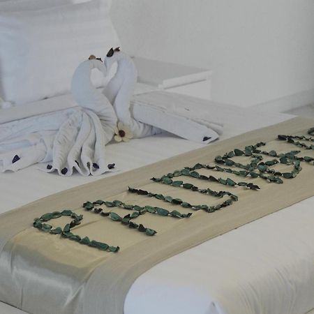 Palm Beach Resort ฮาล์ฟมูนเบย์ ภายนอก รูปภาพ